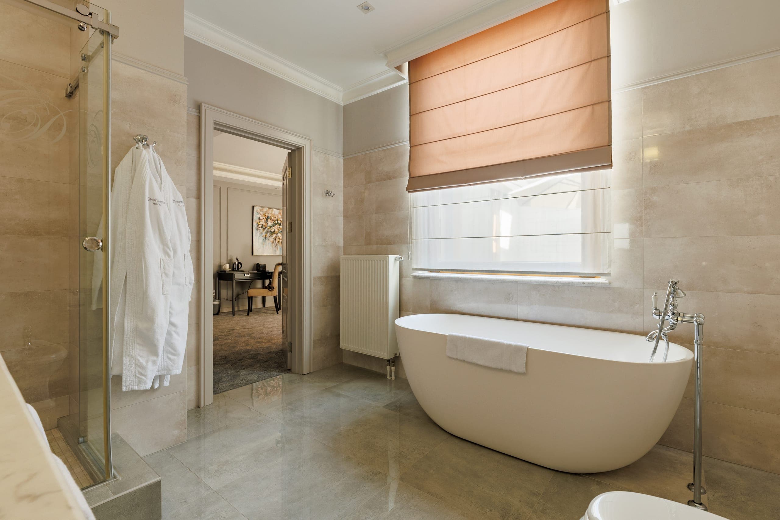 The Hotel 5