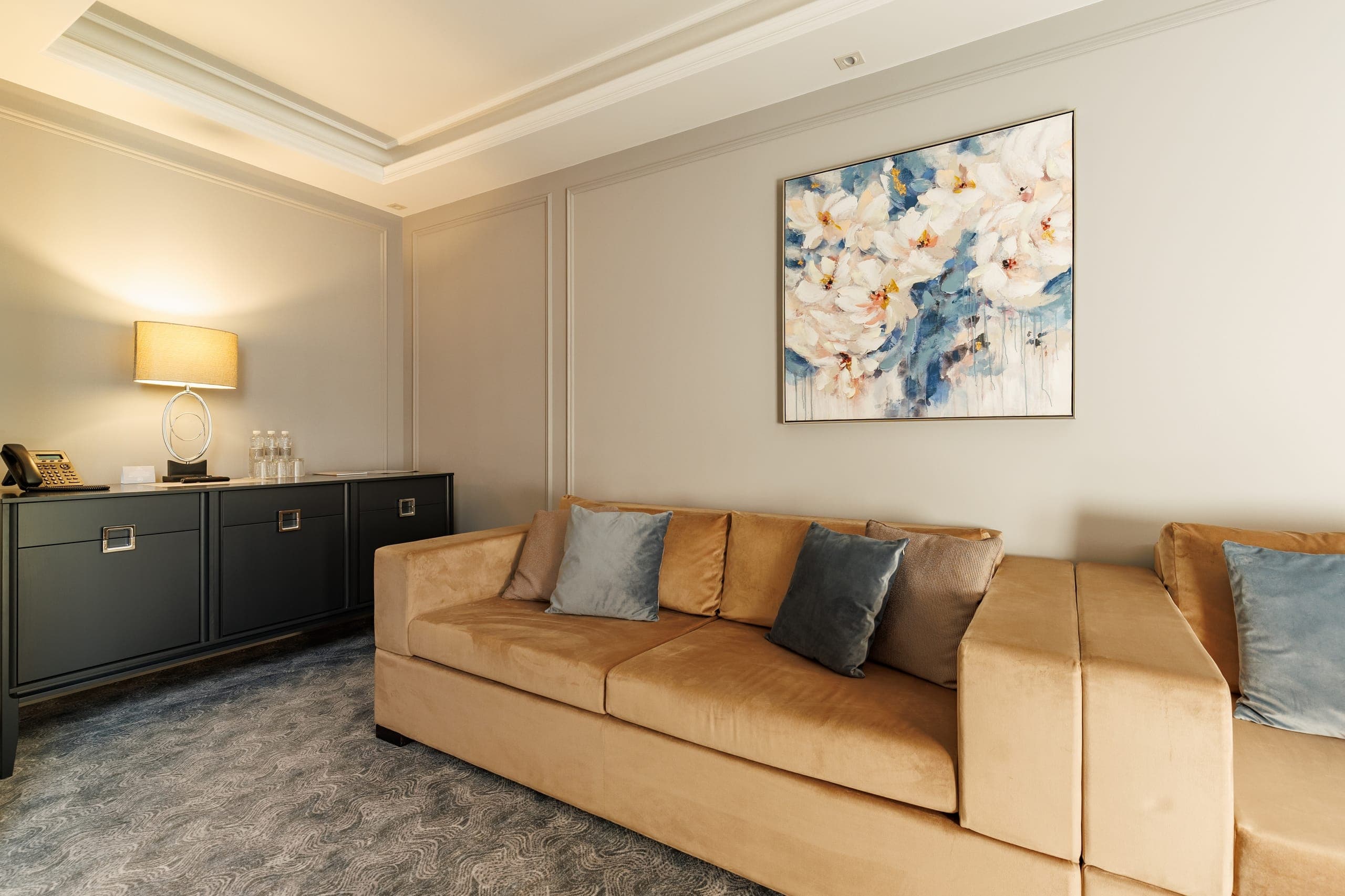 The Hotel 14
